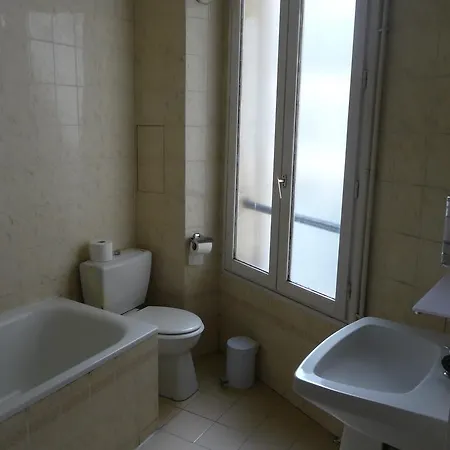 Bristol Republique Hotel 3*