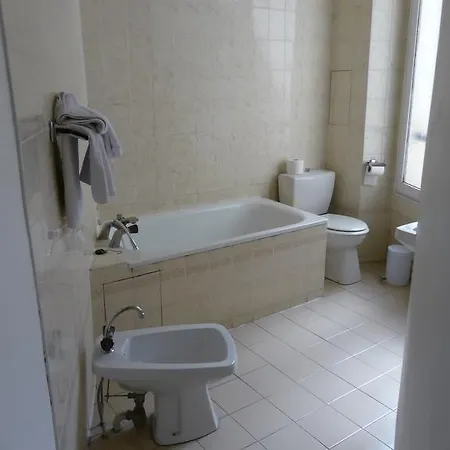 Bristol Republique Parijs