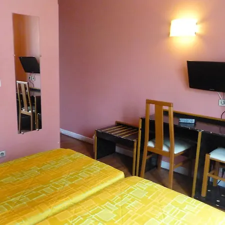 Hotel Bristol Republique 3*