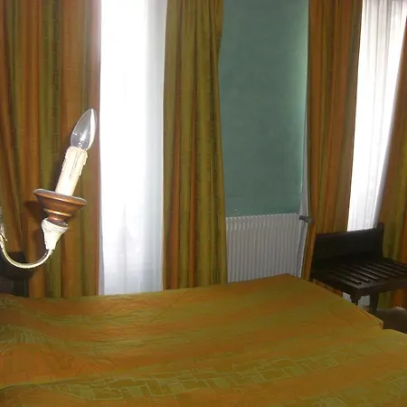 Bristol Republique Hotel 3*