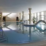 Bristol Republique Hotel Paris