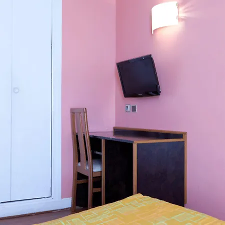 Bristol Republique Paris