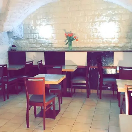 فندق بريستول ريبابليك