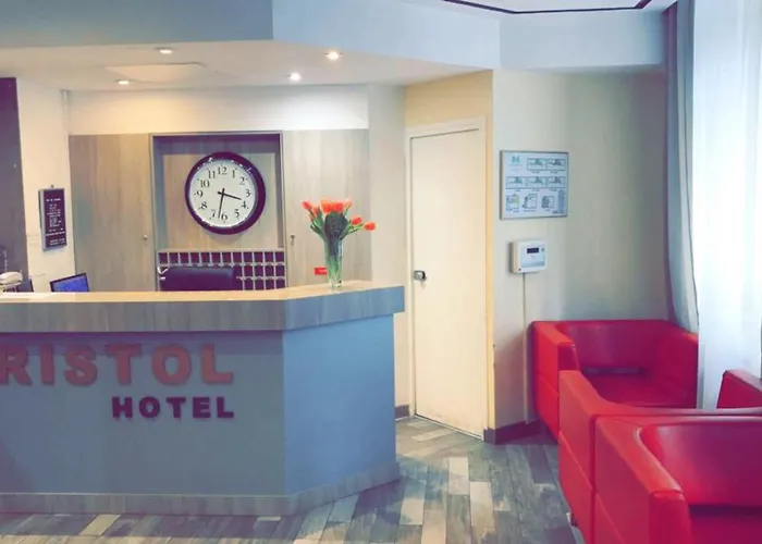 Hotel Bristol Republique