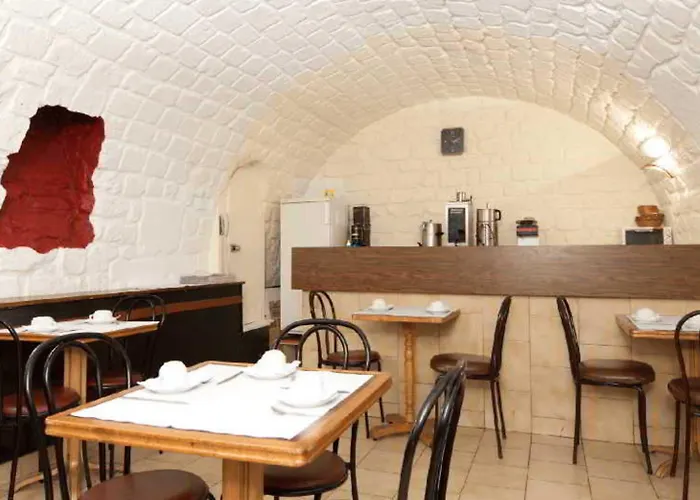 Hotel Bristol Republique Parigi