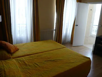 Bristol Republique Hotel 3*