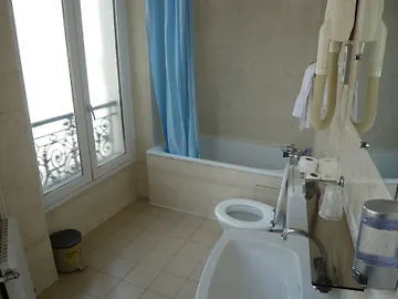 Bristol Republique Hotel 3*